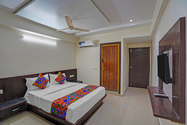 Bedroom 3, Fabhotel Skyland I, Ahmadabad