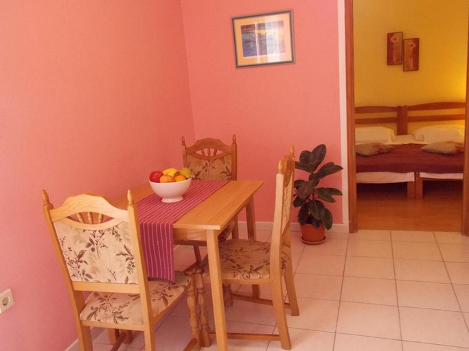 Others 3, Apartment Ivana, Vodice