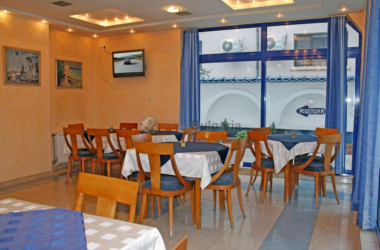 Others 4, Hotel Astoria, Burgas