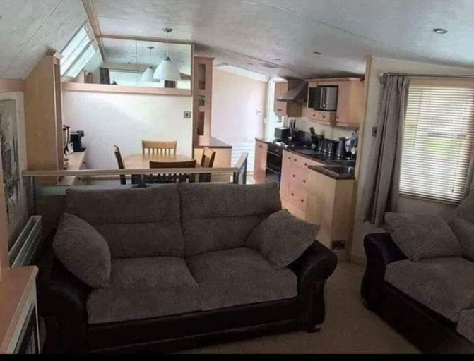 Living area 3, 2 Bed - Sleeps 6 - Lake View - Beach Access - Pets, Lincolnshire