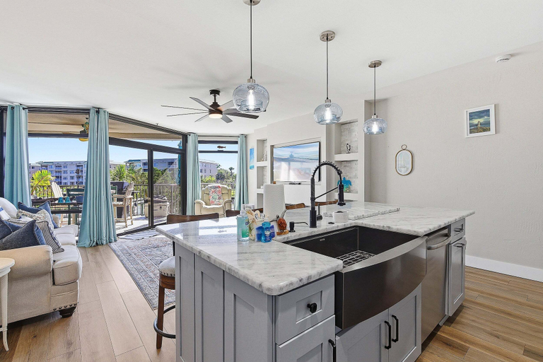 Interior 5, Welcome to Intracoastal Mermaid Oasis, Volusia