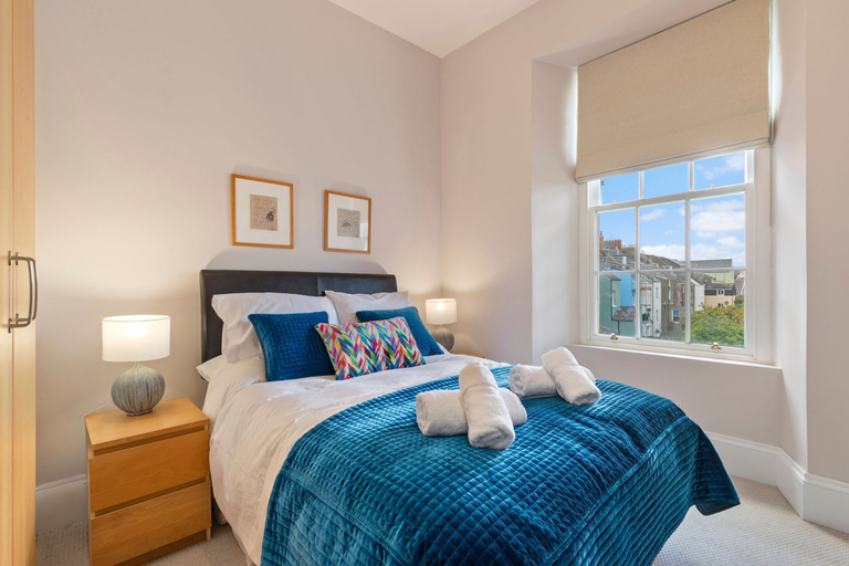 Room 5, Tenby Sea View - South Beach - Elevated Views, Pembrokeshire