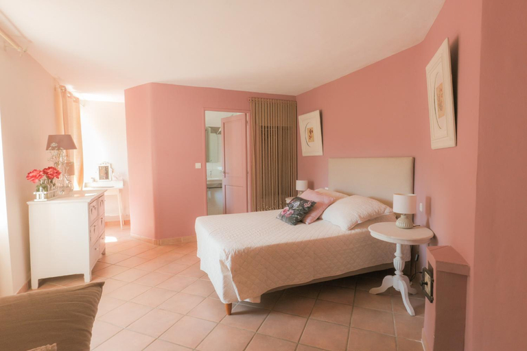 Bedroom 2, Le Mas des Sources, Gard