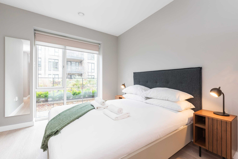 Room 2, AEA-Woodward Square, Dublin