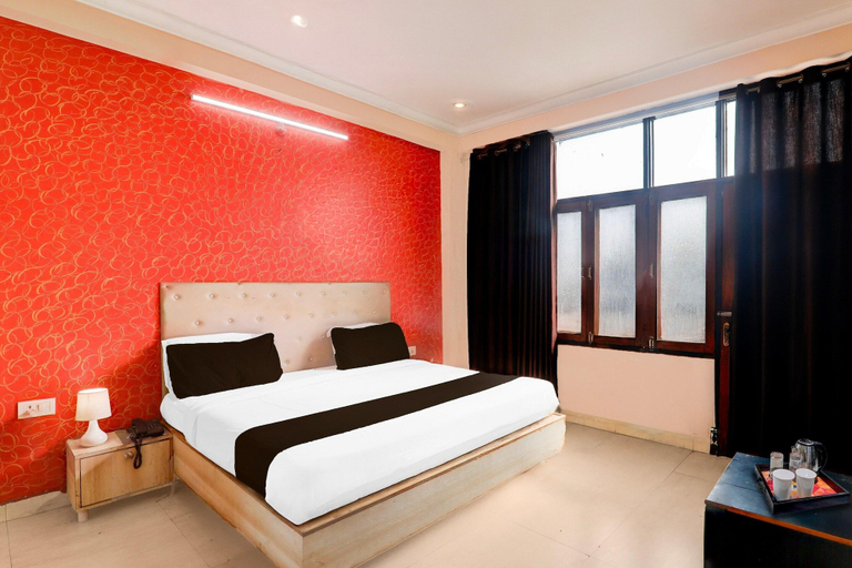 Room 4, Super Deluxe Room Sharda Nagar Lucknow, Lucknow