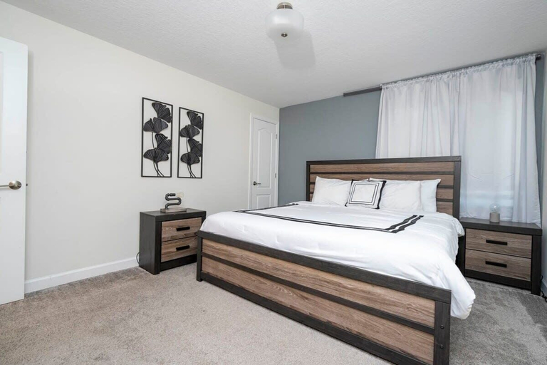 Bedroom 2, Cozy Getaways - Spacious & Ideal Location, Osceola