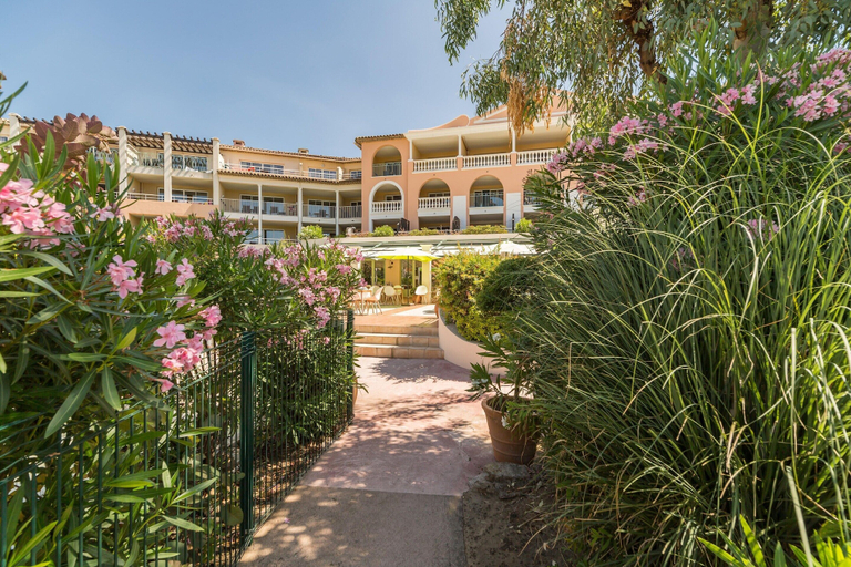 Exterior, Stunning 4-person Sea View Haven, Var
