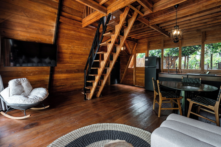 Living area 2, Orfeas Villas 4 - Private 1BR Wooden Loft Canggu with Private Pool, Badung