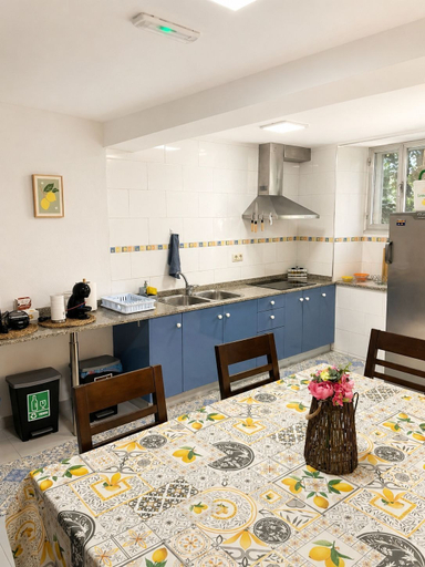 Others 5, Albergue Amodiño, A Coruña