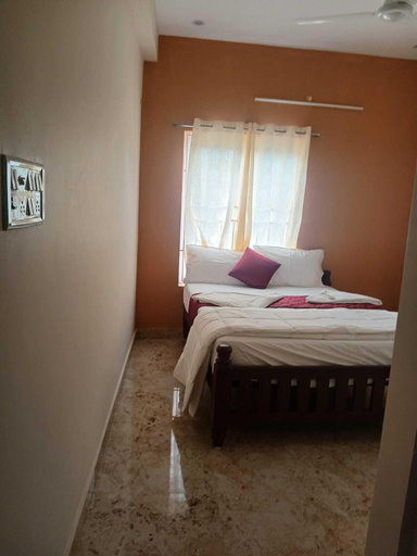 Room 5, ECR Holiday Stay, Kancheepuram