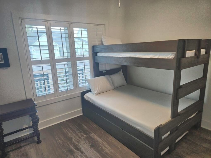Bedroom 2, 22811 Ann Miller - Saltwater Solace, Bay