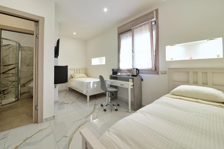 Room 5, GIOIA E RELAX DI ZR, Milano
