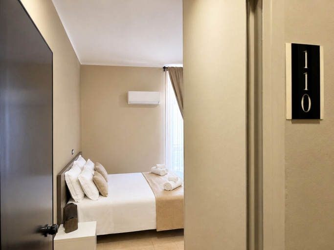 Bedroom 3, Hotel Santuario Pompei, Napoli