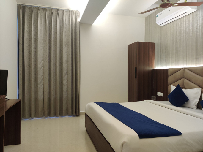 Room 4, Hotel Heaven & Hills Kasauli, Solan