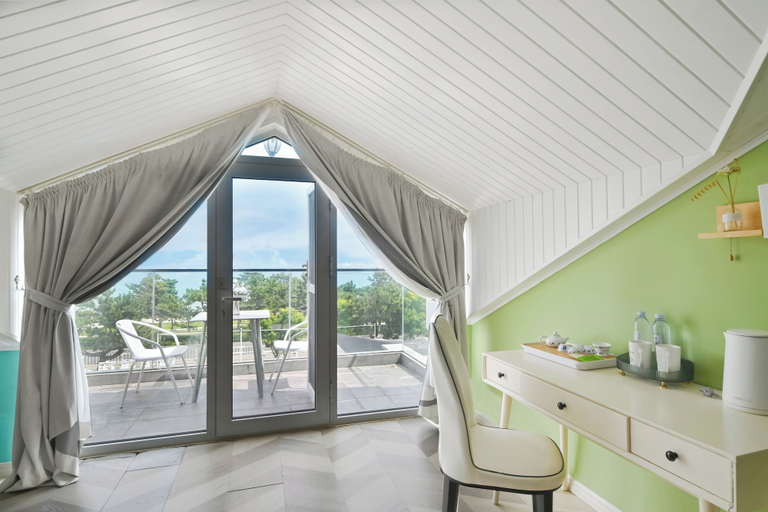 Interior 4, Encounter Villa Art Garden Homestay
