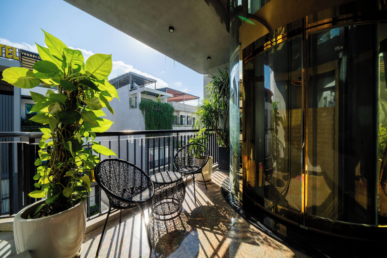 Terrace/patio 3, Nani's Hotel & Apartment, Da Nang