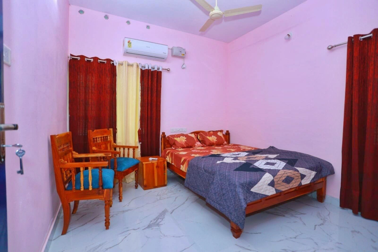Room 4, LAKE OF ALSIMA, Kollam