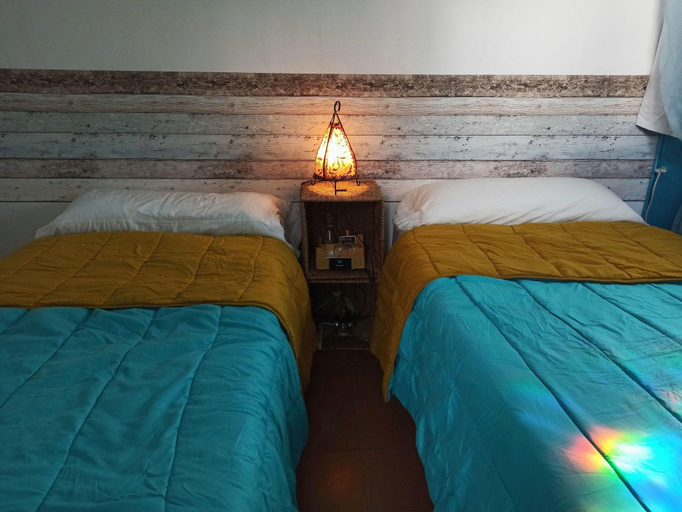 Bedroom 2, Can Cocollona, Girona