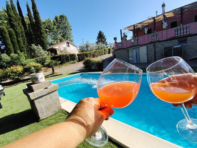 Food & Drinks 3, Pirro & Sharon House, Pisa