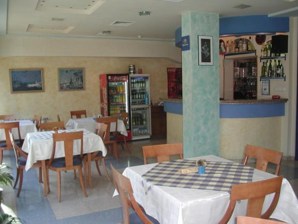 Others 3, Hotel Astoria, Burgas