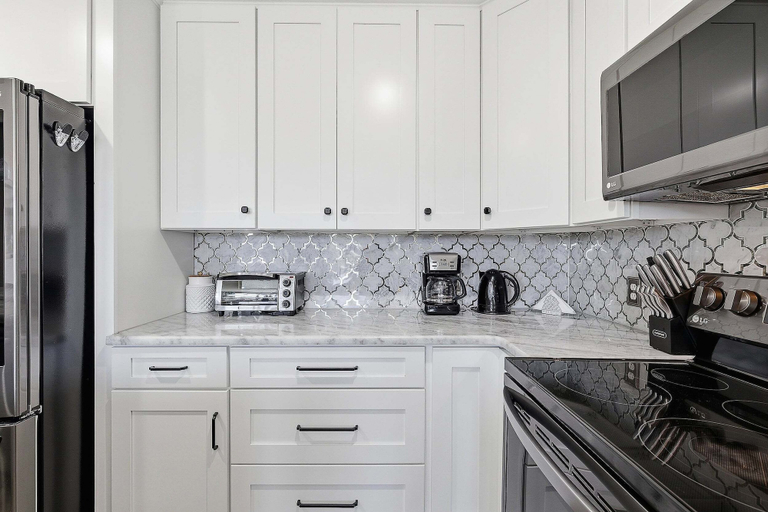Private kitchen 4, Welcome to Intracoastal Mermaid Oasis, Volusia
