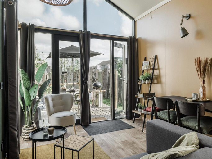 5, family Beach Getaway, Zijpe