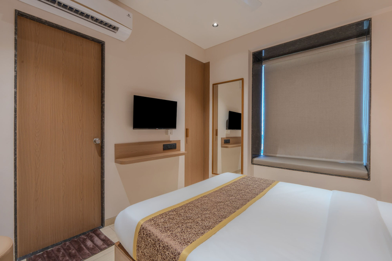 Room 5, Hotel 7 Skye, Surat