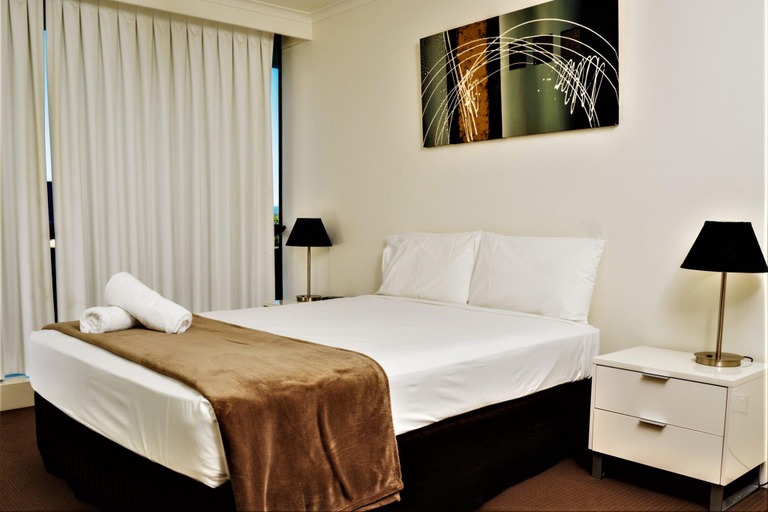 Bedroom, Seacrest Beachfront Holiday Apartments, Gold Coast