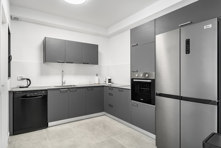 Private kitchen 2, Spacious 4BR Balcony Mamad-RenovatedBldg