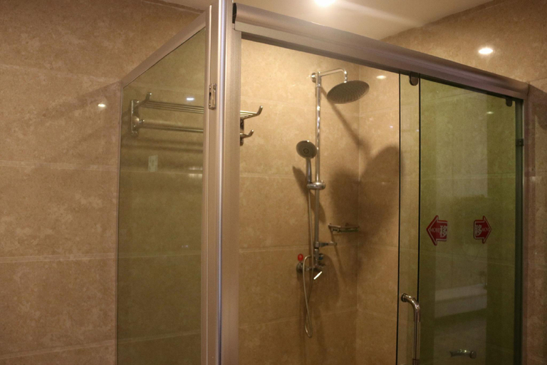Bathroom 3, Hakka Tulou Prince Hotel Longyan, Longyan