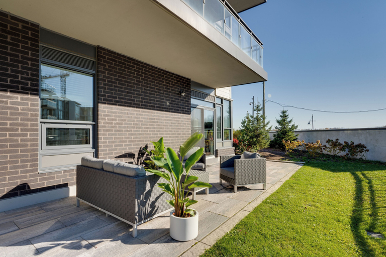 Terrace/patio, Friday Harbour Resort, Simcoe