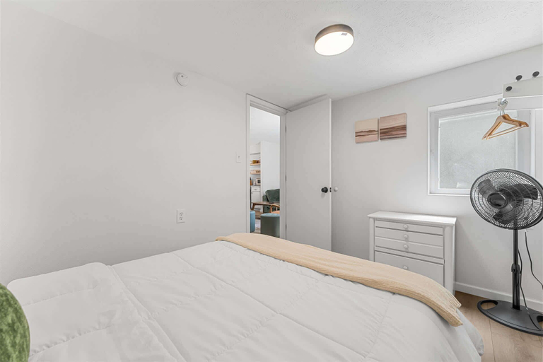 Bedroom 3, Tranquil Woods Retreat Branson, Stone