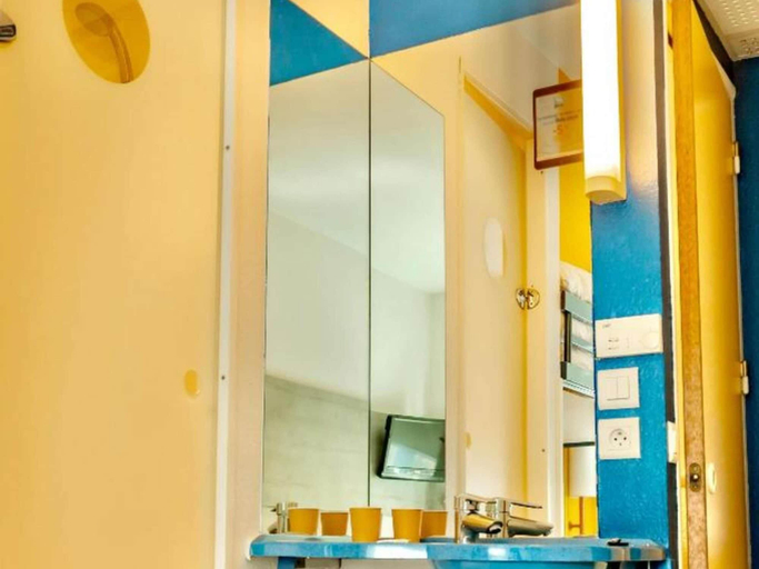 Bathroom 3, ibis budget Colmar Centre Ville, Haut-Rhin