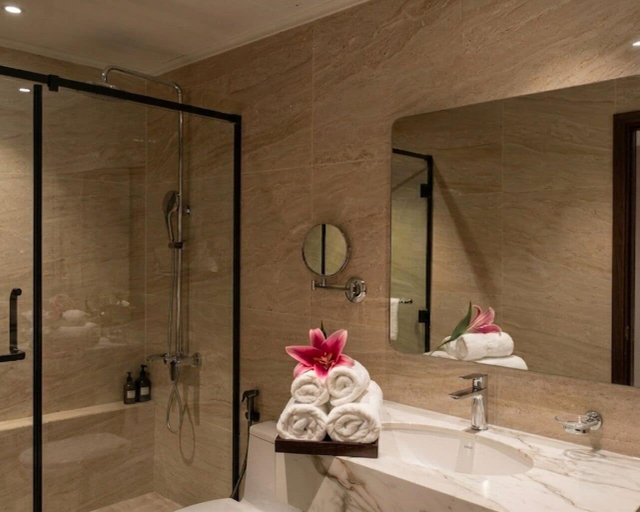Bathroom 4, Bon Ami Hotel - Thiên Xuân, District 1