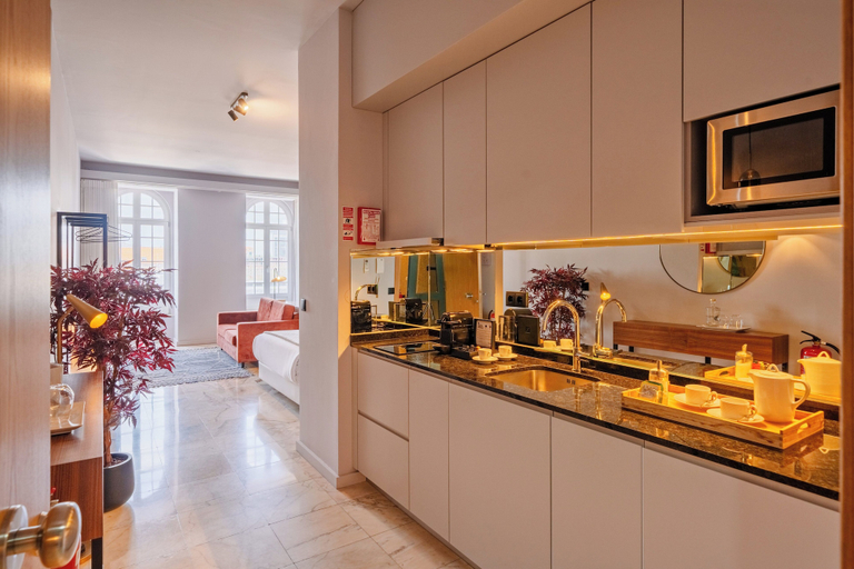 Food & Drinks 5, YOUROPO - Downtown, Porto