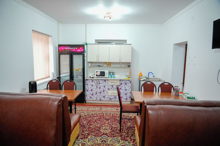 Dining, Meiman Guest House, Ak-Suu