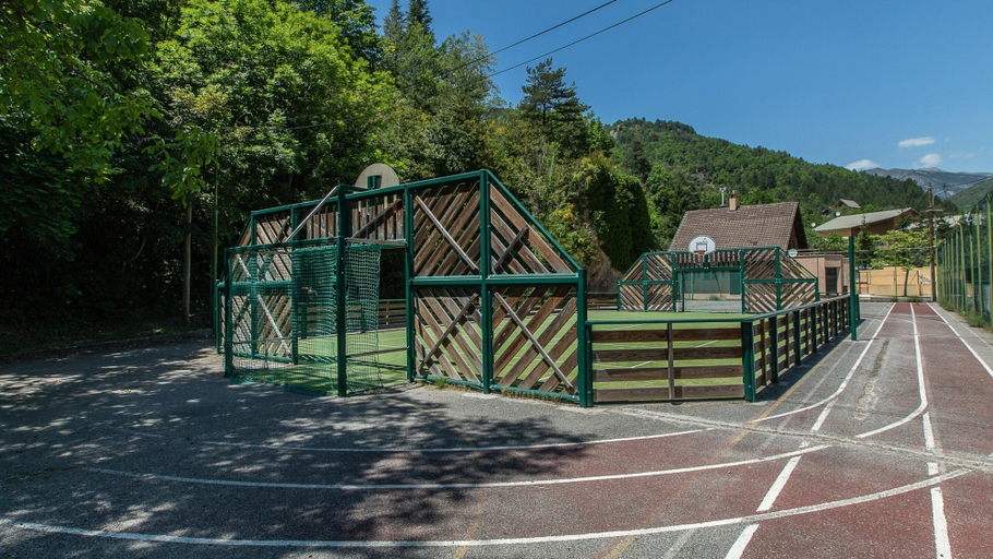 Sport court, Lovely apartment for 7-guests, Alpes-Maritimes