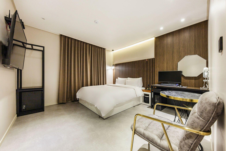 Bedroom 4, Daejeon Yuseong Stay, Yuseong