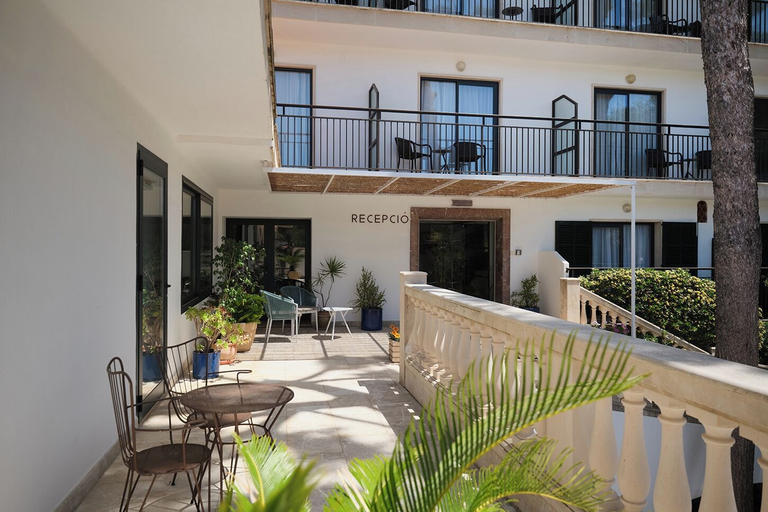 Exterior & Views 2, Hotel Playa Mondrago, Baleares