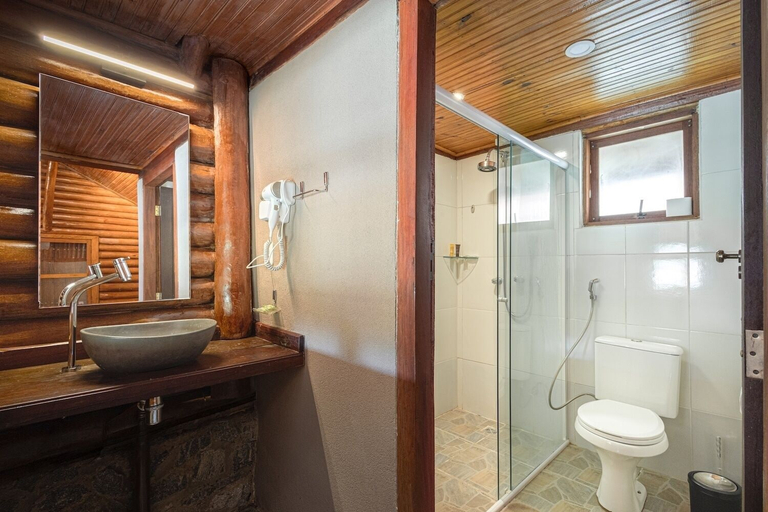Bathroom 5, Pousada Cachoeira da Barra, Cunha
