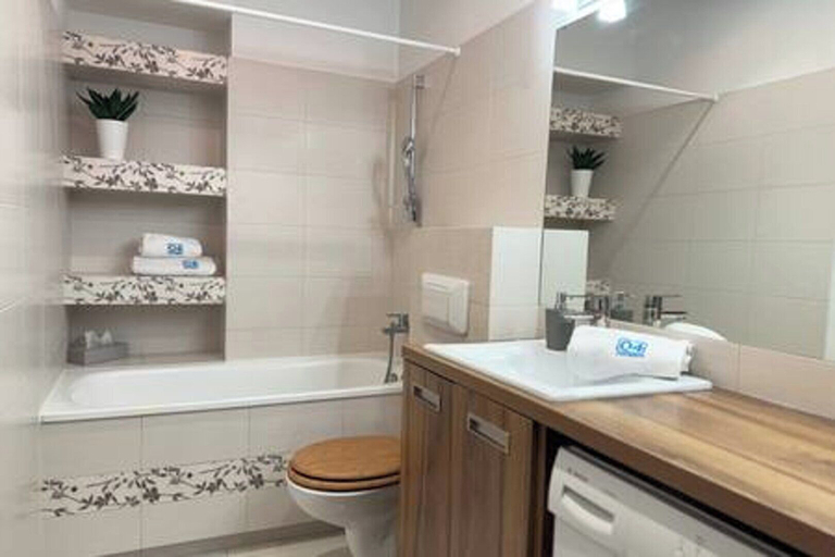 Bathroom, Apartament Agnes by Q4 Apartments, Gdańsk City