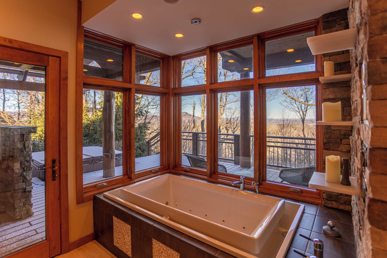 Interior 2, Horizons Edge, Watauga
