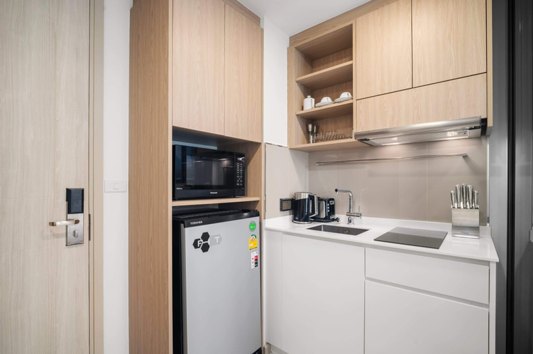 Private kitchen 2, Skypark Aurora Building 3 in Laguna by Banyan Living, Pulau Phuket