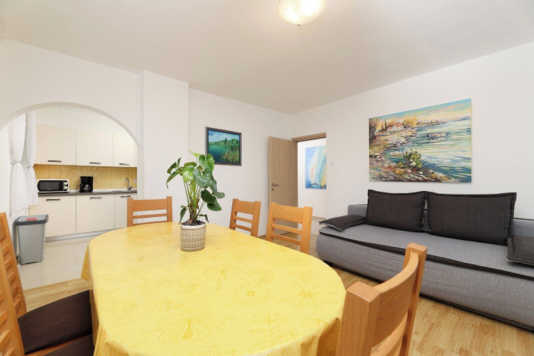 Others 4, Apartmani Pintar, Crikvenica