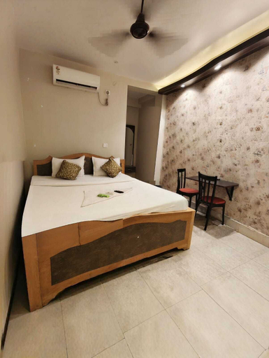 Room 2, Nilay Guest House, South 24 Parganas