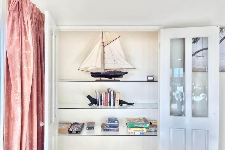 Interior 5, Ocean View Holiday Home Near Beach in Mount Martha, Melbourne