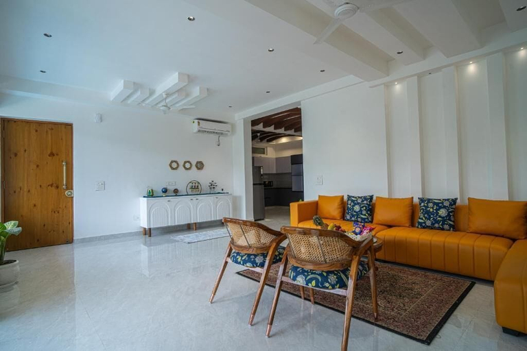 Living area 4, Alaya Stays Udgam Vilas 3-BHK With Lift, Dehradun