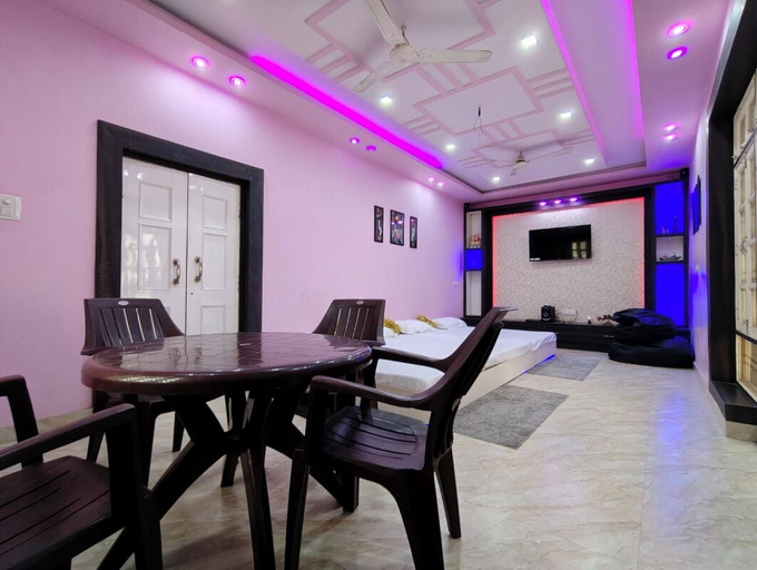 Dining, Nirmala House Homestay, Varanasi