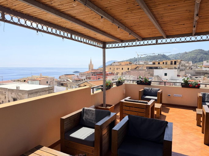Food & Drinks, B&B Faraglione, Messina