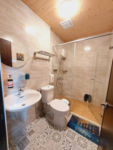 Bathroom 2, Bliss Inn, Hualien
